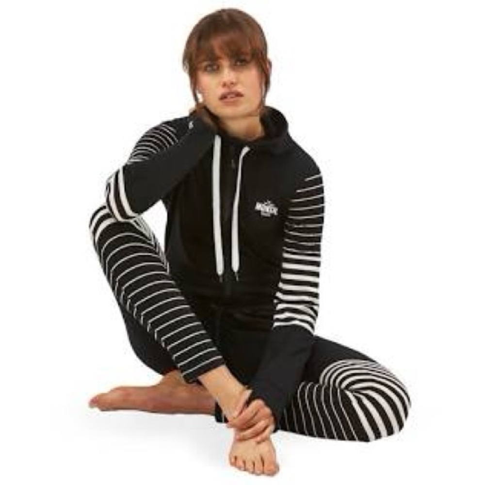 NWOT RARE Mons Royale Monsie icon wool base layer union suit jumpsuit apres ski - Picture 6 of 7